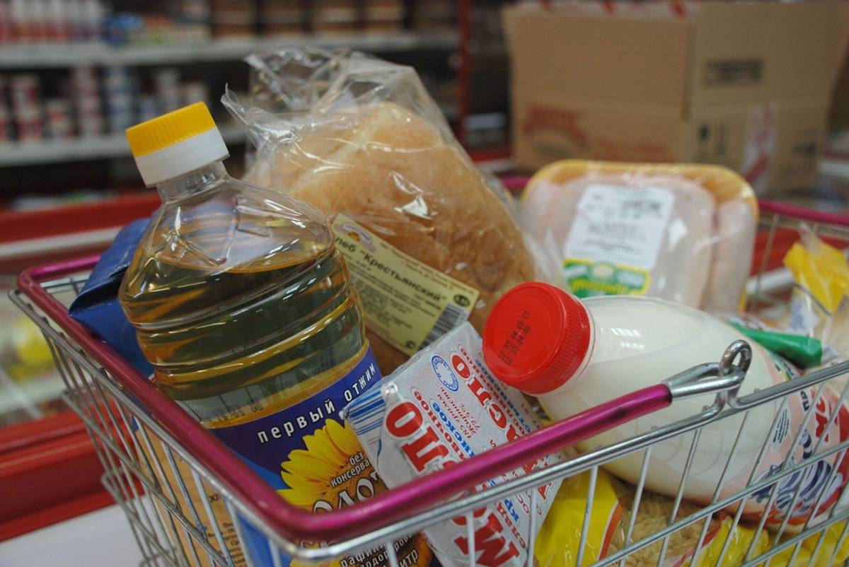 Снижение цен на социально значимые продукты отмечается вторую неделю подряд в РК